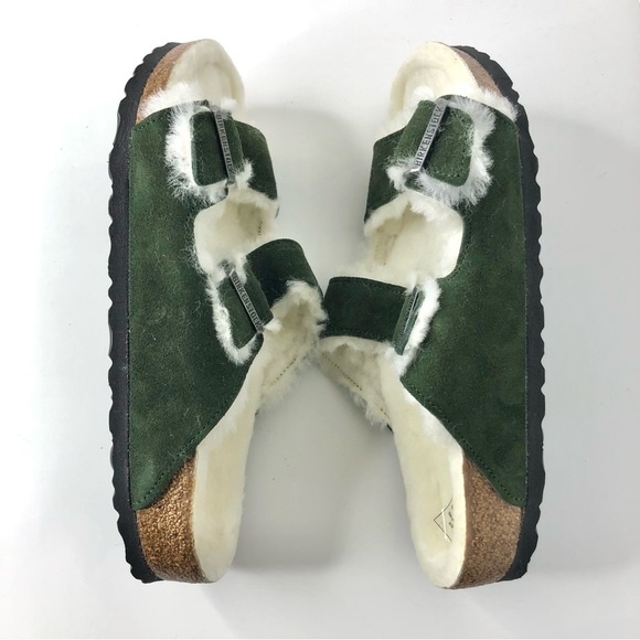 NIB Birkenstock Arizona Suede Shearling Fur Mountain View Green Sandals Shoes - Picture 3 of 11